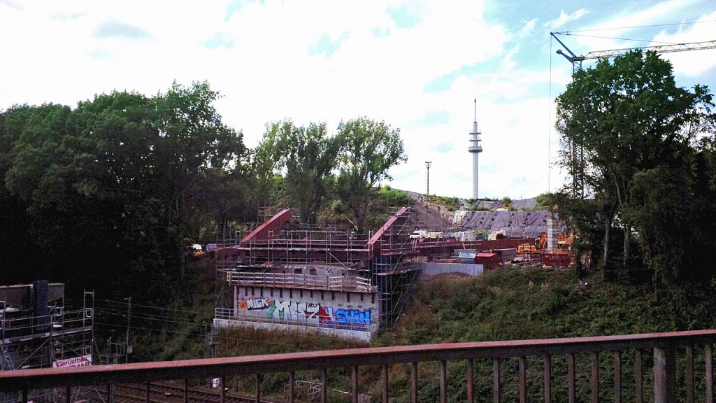 Baufortschritt an der neuen Buselohbrücke in Altenbochum